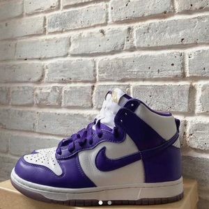 nike dunk high varsity purple
